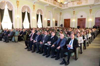 UNEC-də “Elm günləri”nə start verilib - FOTO
