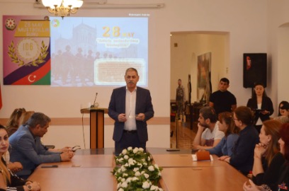 “Zəfərlə taclandırılmış müstəqillik” adlı dəyirmi masa keçirilib - FOTO