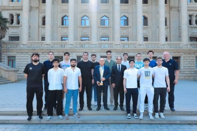 Rektor çempion olmuş AzTU basketbol komandasının üzvləri ilə görüşüb - FOTO