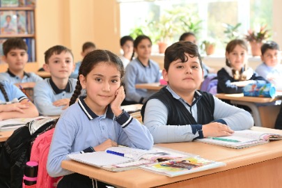 Şagird yerdəyişməsi dayandırıldı 