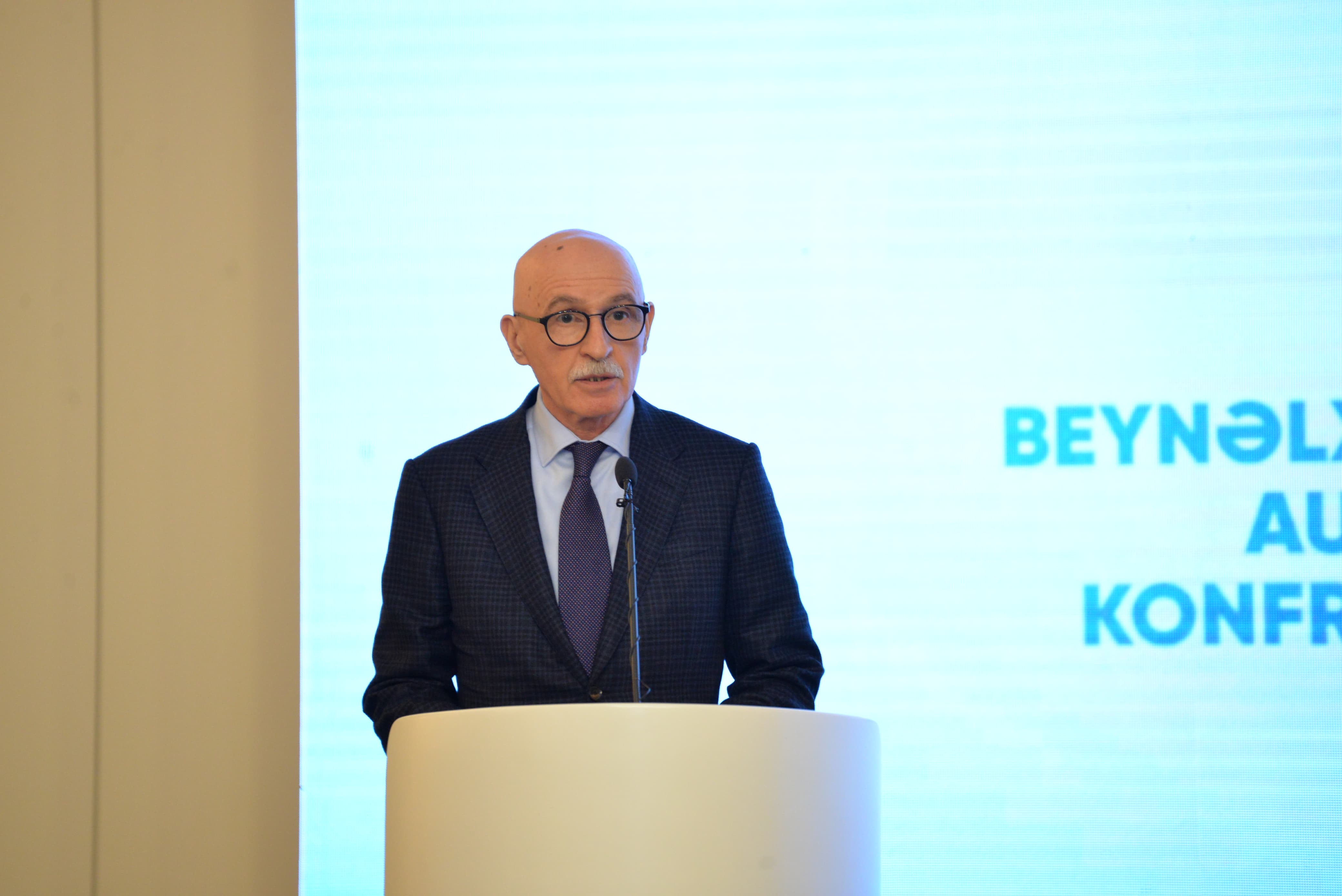 Firudin Qurbanov: Autizmli uşaqların inkişafı üçün ən yaxşı yol təlim və dəstək proqramlarıdır