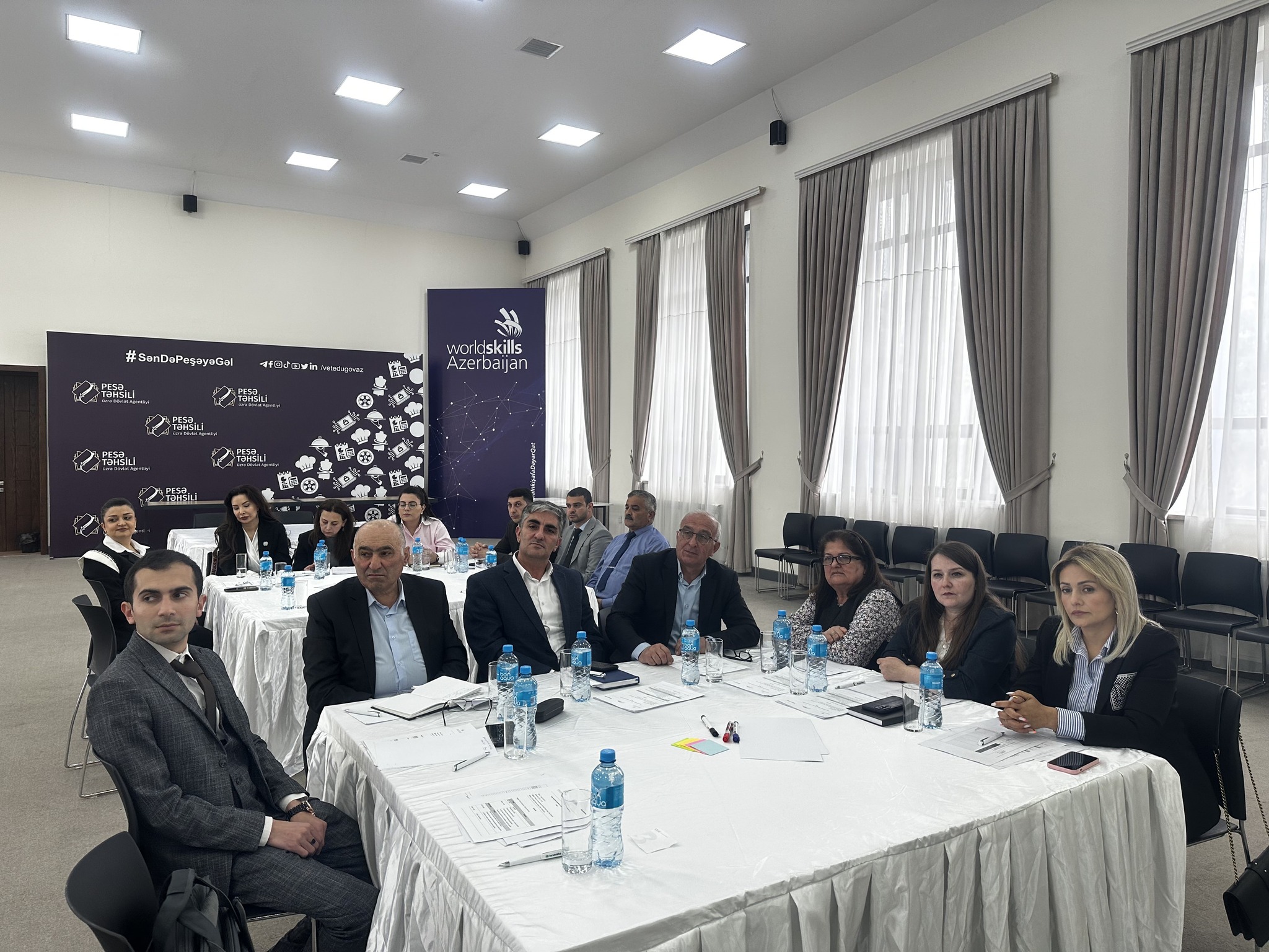 Peşə təhsilində metodiki işlərin təşkili üzrə təlim keçirilib - FOTO