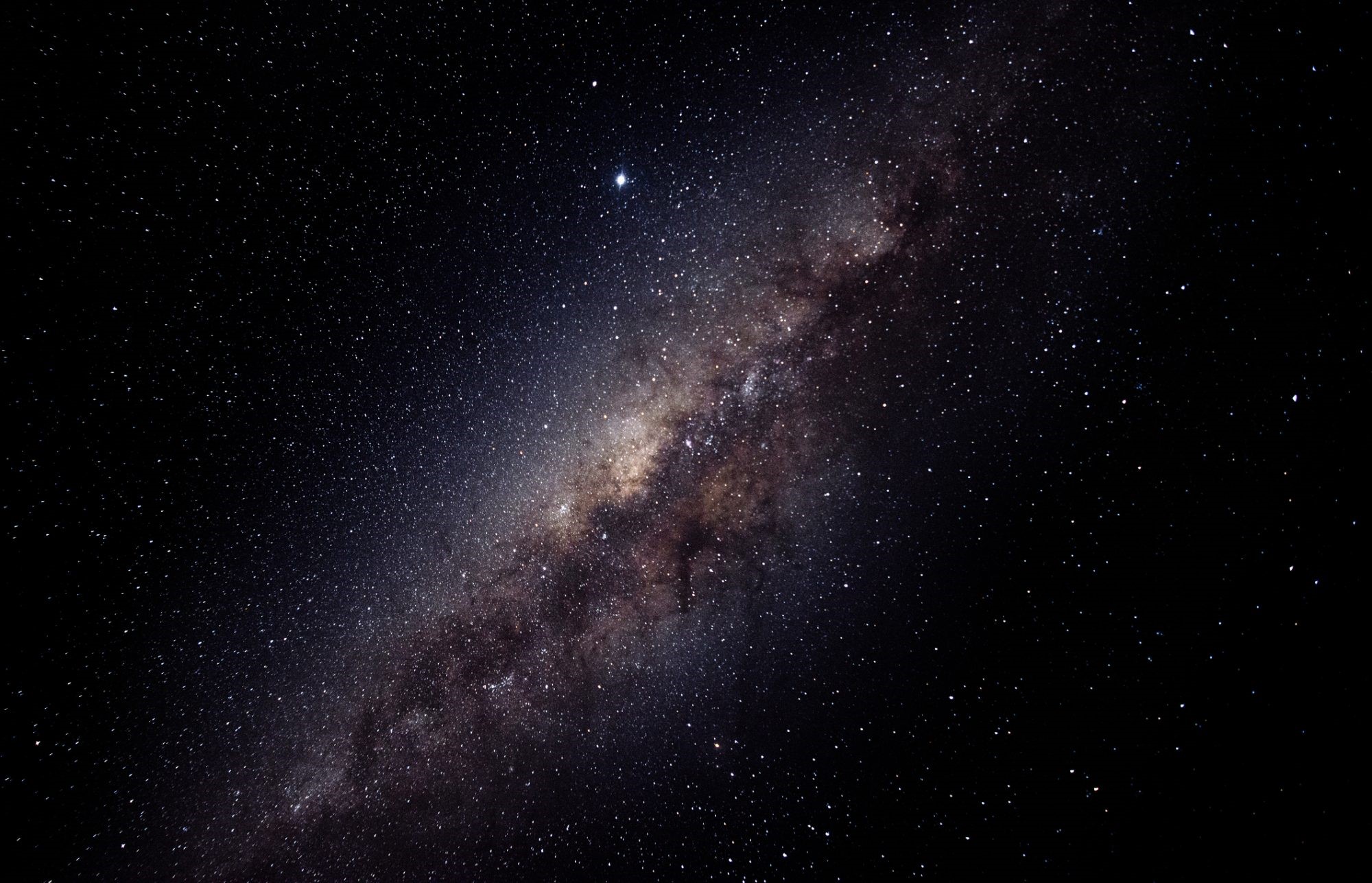 Çin astronomları qalaktikada qeyri-adi obyekt aşkar ediblər