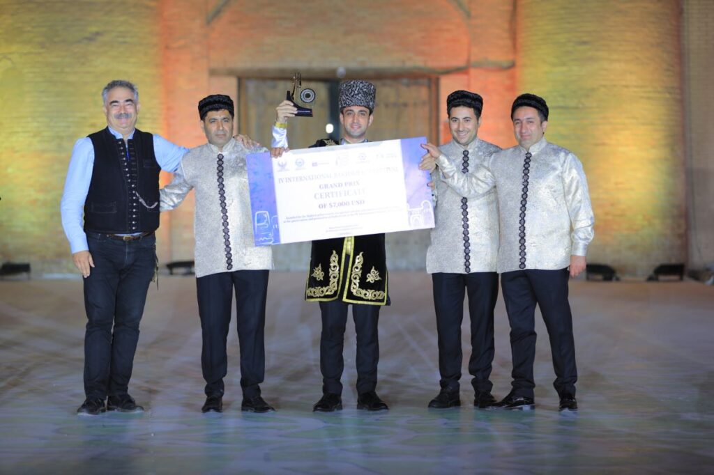 ADMİU-nun müəllimi Beynəlxalq Festivalın Qran-pri qalibi olub - FOTO