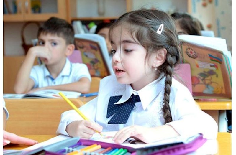 Bu gündən birinci siniflərə şagird qəbulu BAŞLAYIR