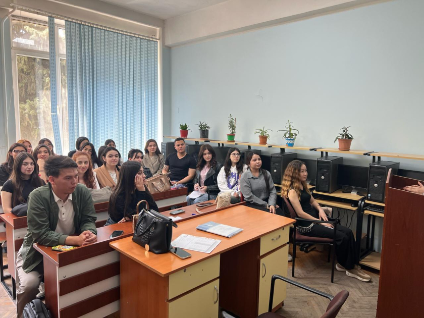 Qazaxıstanın Almatı Dövlət Universitetinin magistrantları BDU-da elmi təcrübə keçiblər