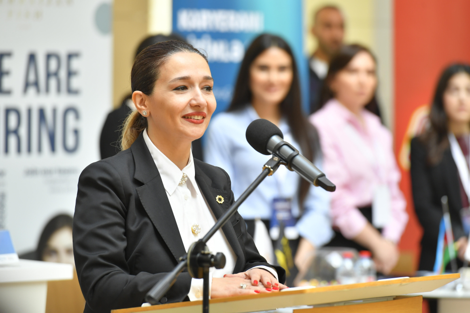 ADA Universitetində 13-cü Karyera Sərgisi keçirilib - FOTO