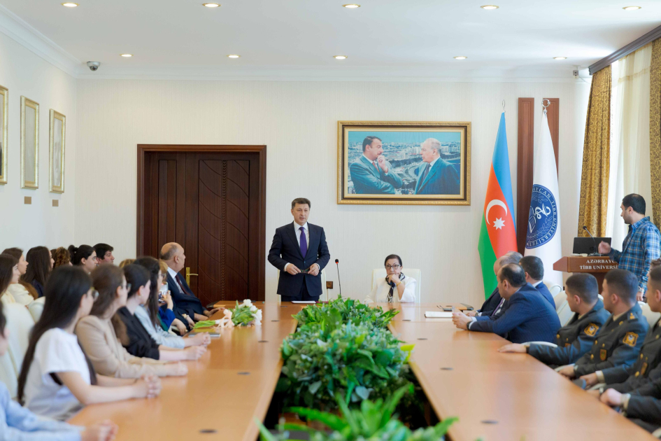 ATU-da Heydər Əliyevin anadan olmasının 102-ci ildönümü qeyd edilib - FOTO