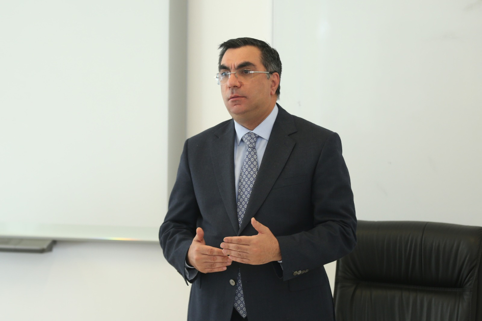 BANM-in rektoru strateji hədəflərin icrası ilə bağlı idarə heyətlə görüşüb - FOTO