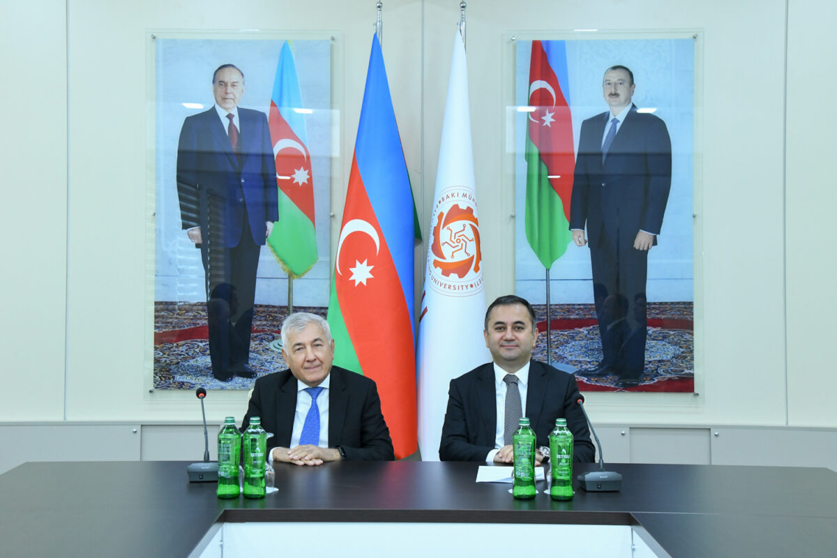 BMU-da “TəhsilPlus” kartı ilə bağlı görüş keçirilib - FOTO