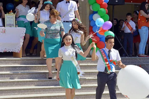 “Son zəng”də şagird məktəbli formasında olmalıdır - Direktor müavini