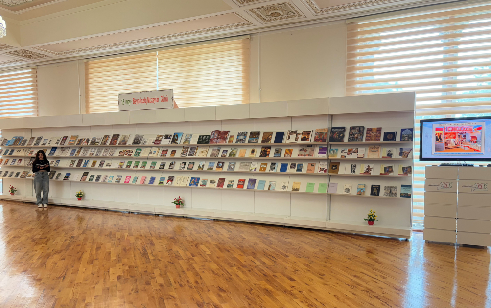 Milli Kitabxanada “Beynəlxalq Muzeylər Günü” adlı virtual sərgi və eyniadlı ənənəvi kitab sərgisi istifadəçilərə təqdim olunub