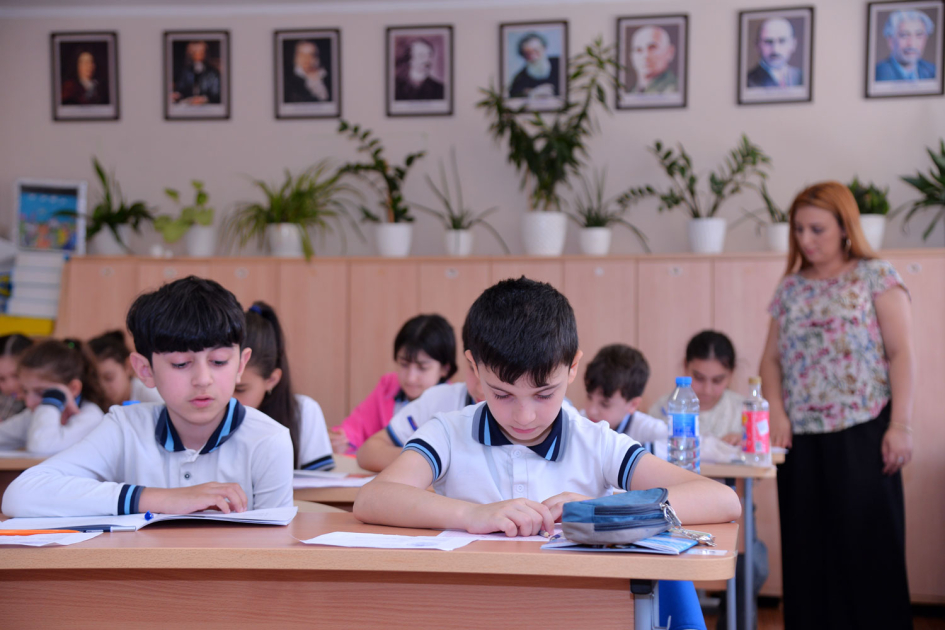 Paytaxtda IV sinif üzrə 3 min 600-dən çox şagird kompüter əsaslı monitorinqdə iştirak edib - FOTO