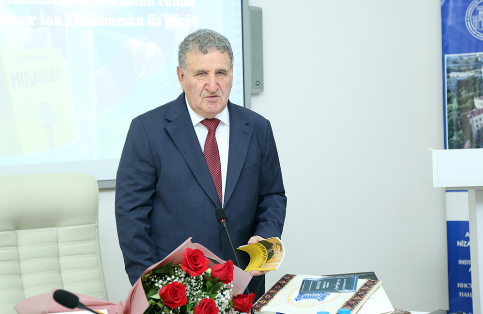 Beynəlxalq Mihay Eminesku Akademiyası Azərbaycandan olan bir şairin Nobel mükafatına namizədliyini irəli sürəcək - FOTO