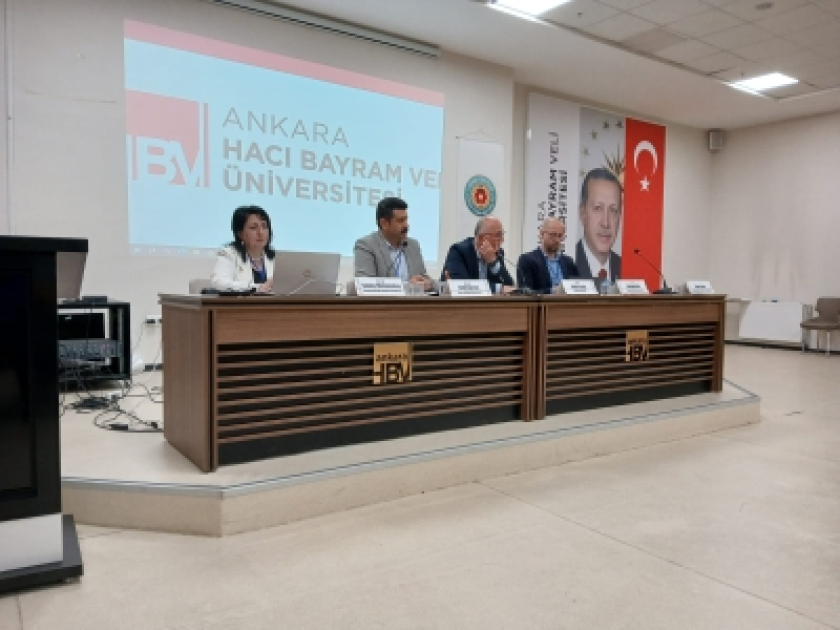 Azərbaycan alimi Ankarada keçirilən beynəlxalq konqresdə məruzə edib - FOTO