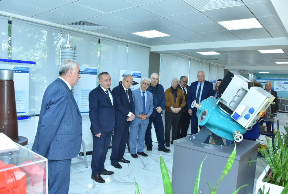 Fizika-Riyaziyyat və Texnika Elmləri Bölməsinin növbəti iclası keçirilib - FOTO