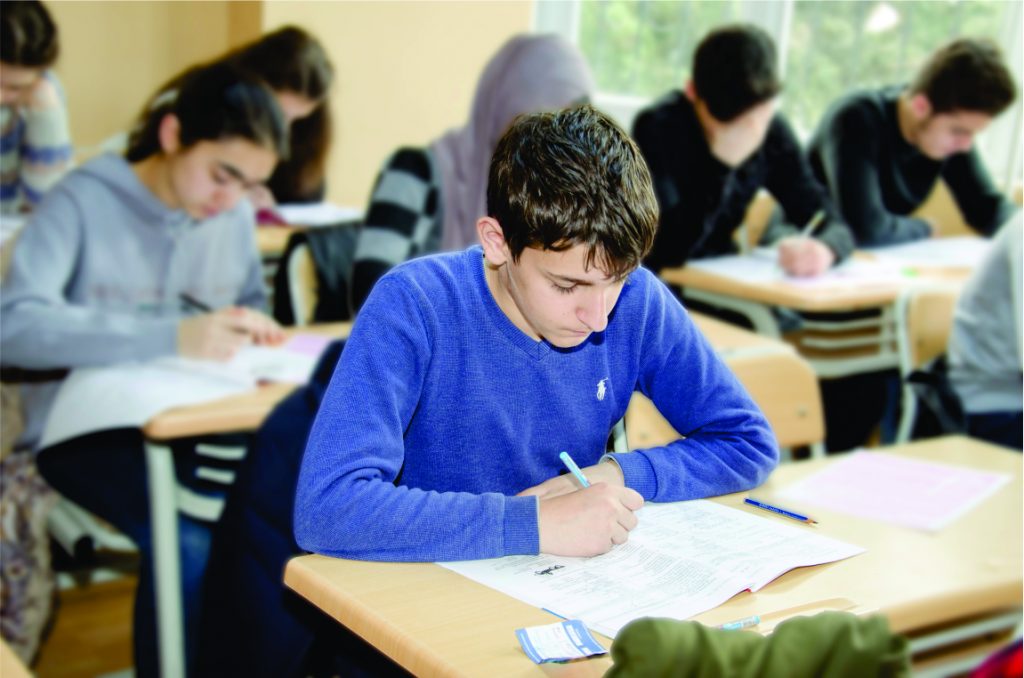 “Qəbul imtahanları artıq 24 şəhər və rayonda təşkil olunur”