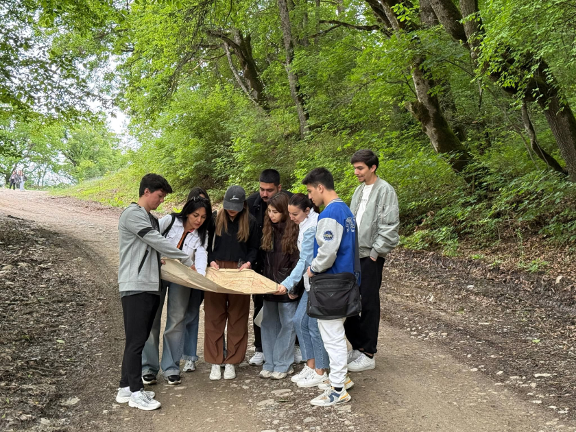 BDU tələbələri Şamaxı və Qobustanda çöl-tədris təcrübəsində olublar - FOTO