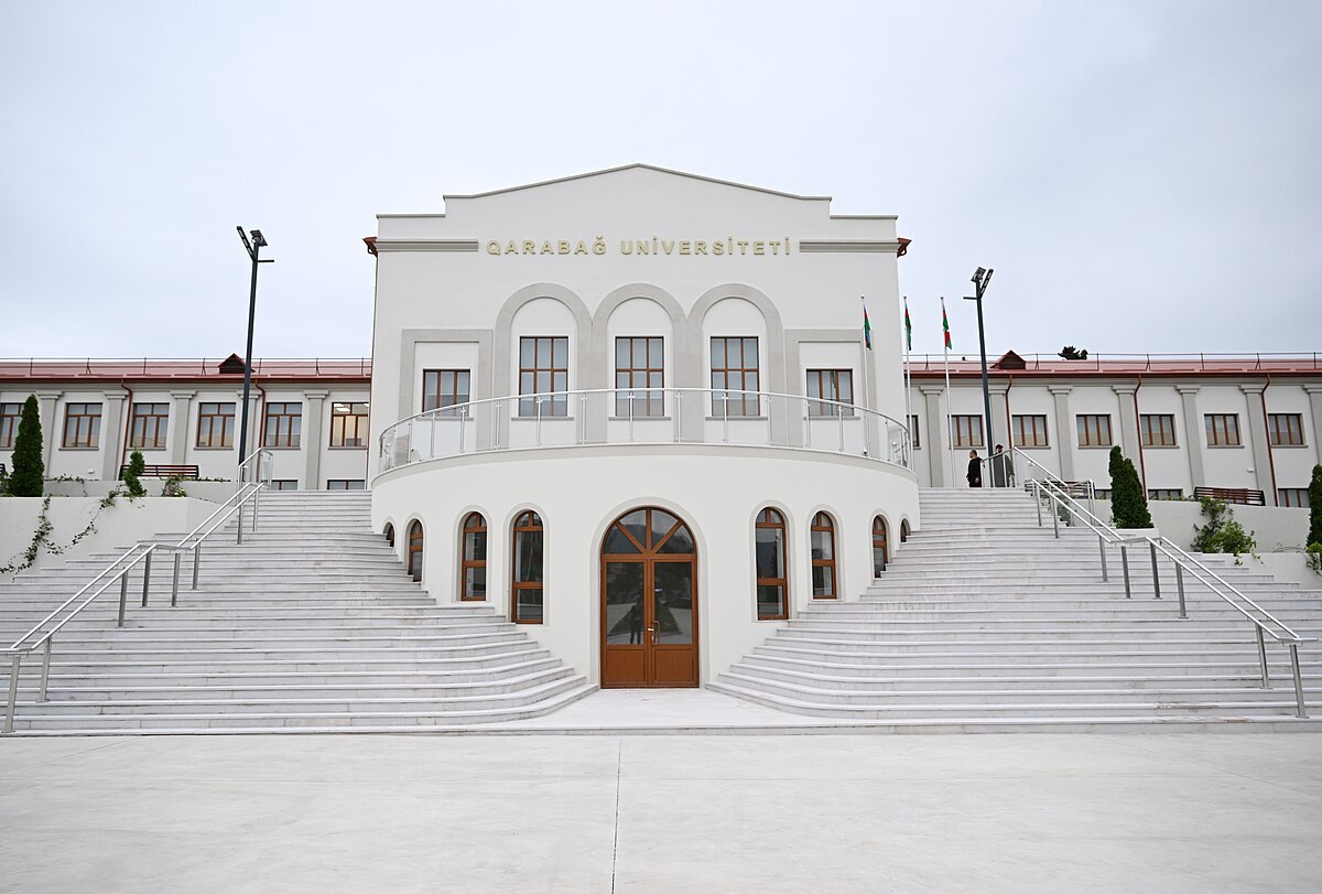 Qarabağ Universitetində keçirilən imtahanında qayda pozuntusu olmayıb 