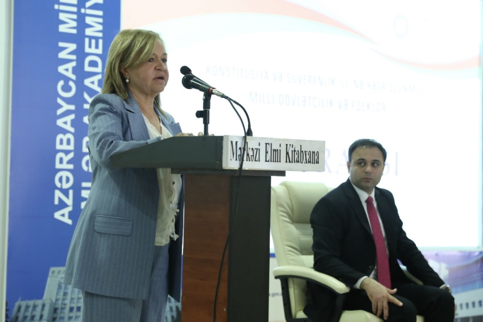 “Milli dövlətçilik və folklor” mövzusunda respublika elmi konfransı keçirilib - FOTO