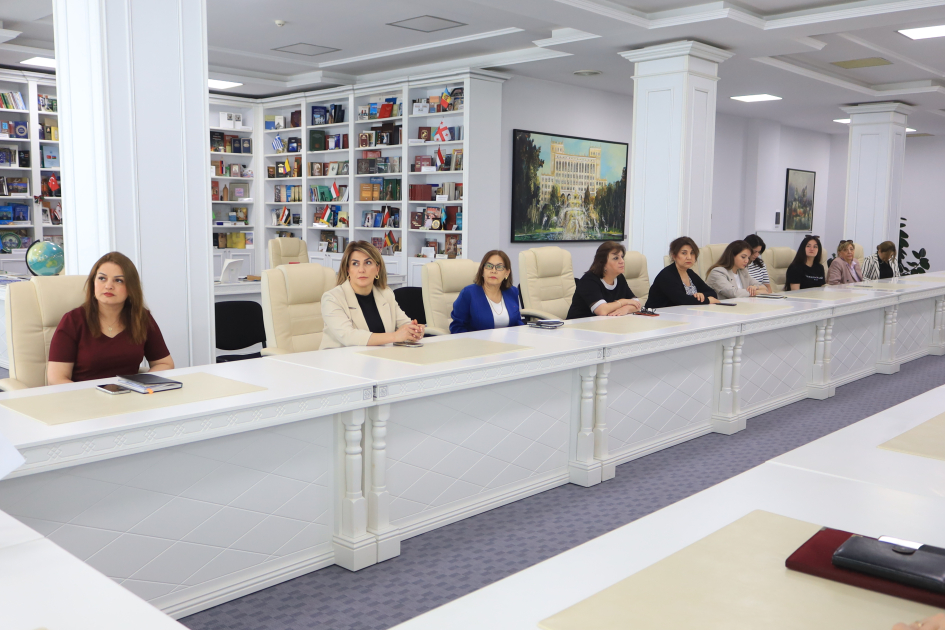 MEK-də tədbir: 28 May xalqımızın azadlıq və müstəqillik uğrunda mübarizəsinin rəmzidir