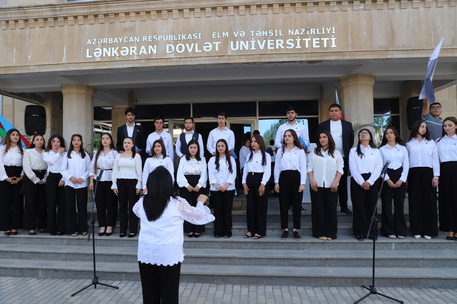 Bir millətin zəfəri-28 May