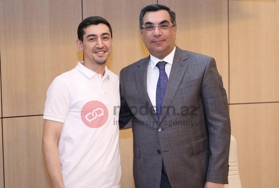 Əsgərlikdən yeni gəldi, dekan müavini TƏYİN EDİLDİ