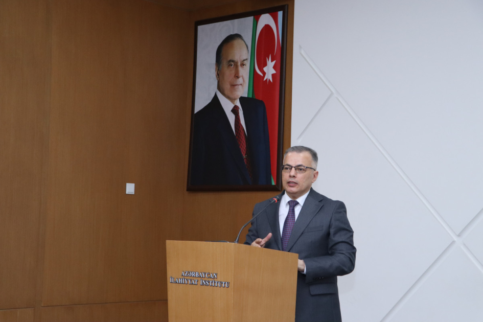 “Halal iqtisadiyyat” kitabının təqdimatı keçirilib - FOTO