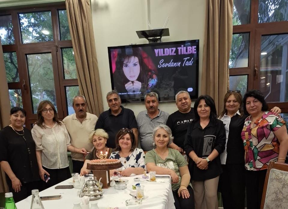 Qaraçanta məktəbinin şagirdləri 37 ildən sonra bir araya gəldilər -FOTO 