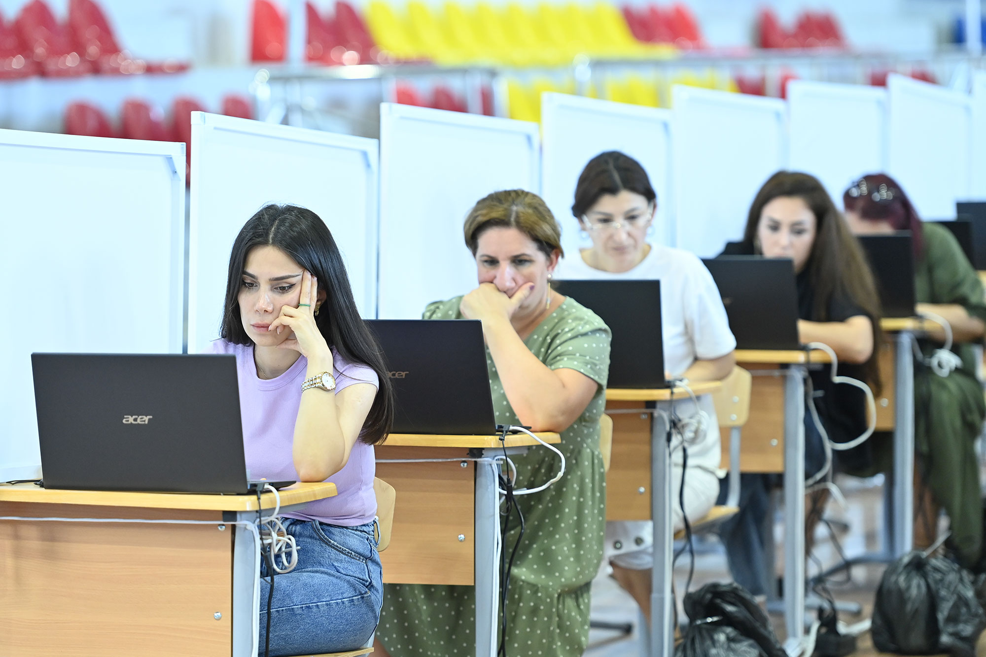 Bu gün sertifikasiya imtahanlarının test mərhələsinin dördüncü günüdür 