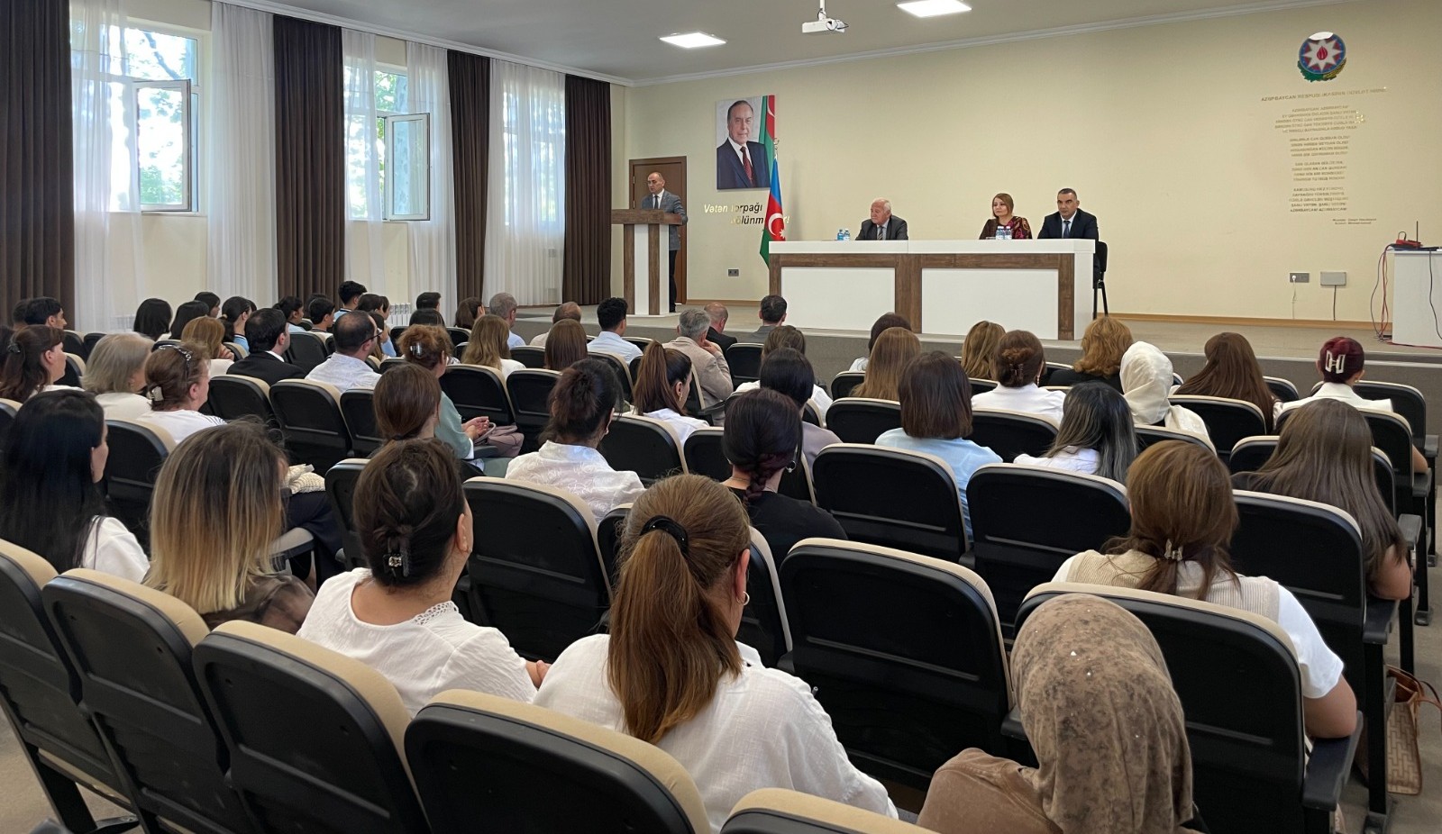 İctimai Şura Masallı və Lənkəranda müəllim və şagirdlərlə görüş keçirdi