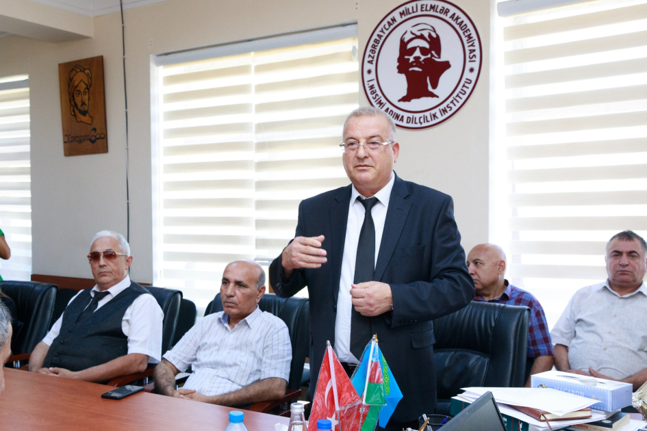 “Azərbaycan dili və mədəniyyəti: milli və bəşəri dəyərlər” mövzusunda ictimai müzakirə  keçirilib - FOTO 
