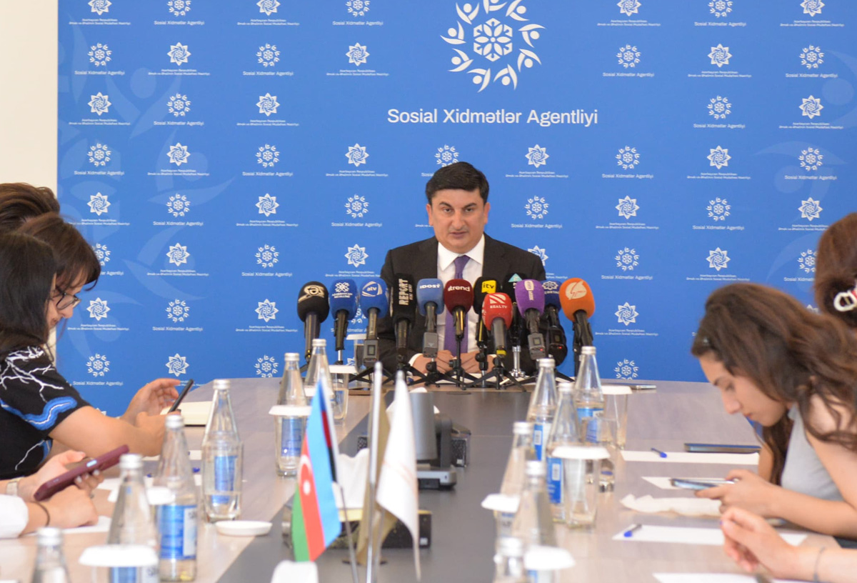 Sosial Qayğıdan Uğura: 13 Məzun Yeni Həyata Addım Atdı