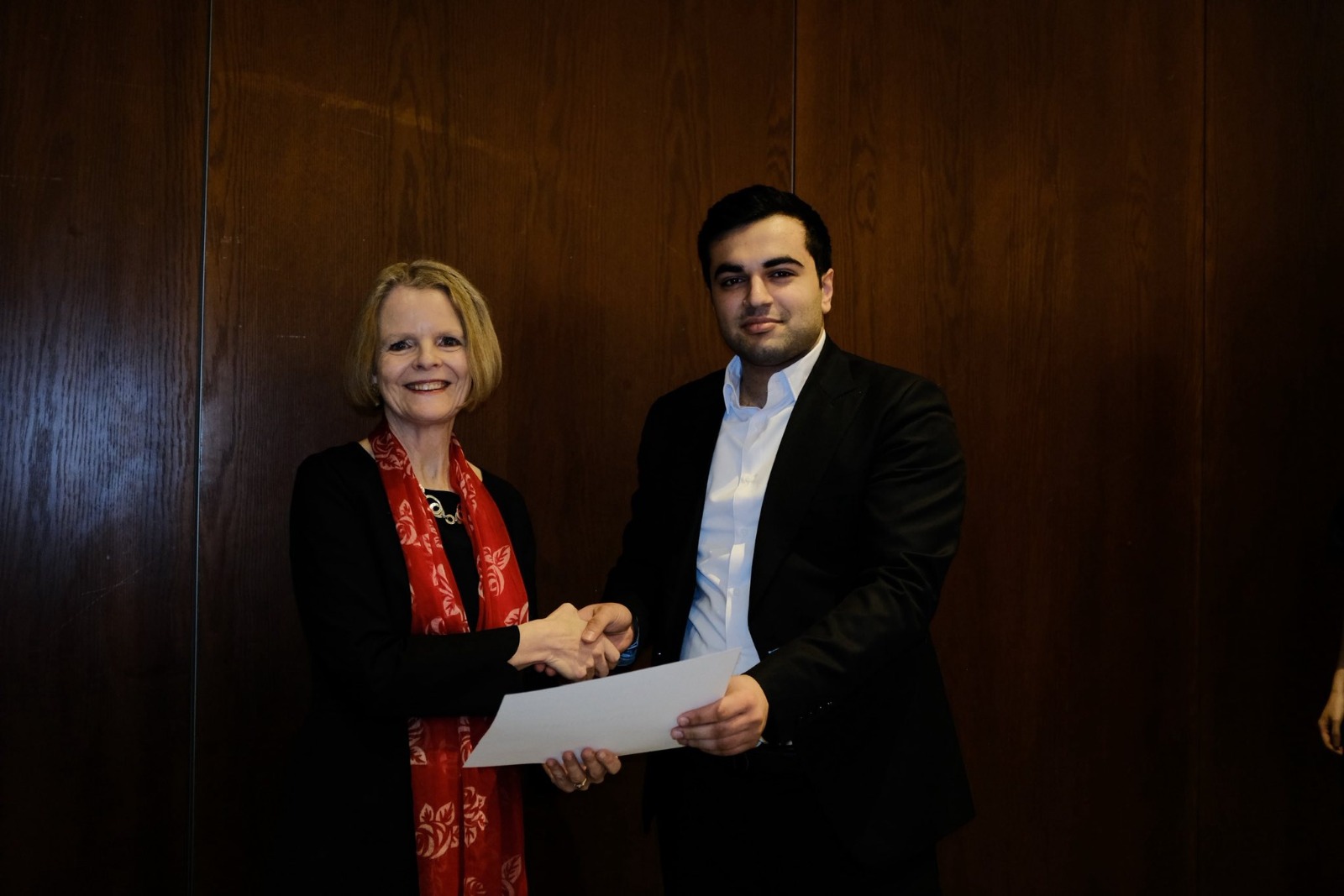 Cavid Rəhimli Kembric Universitetindən “Pro Bono Platinum” mükafatı aldı