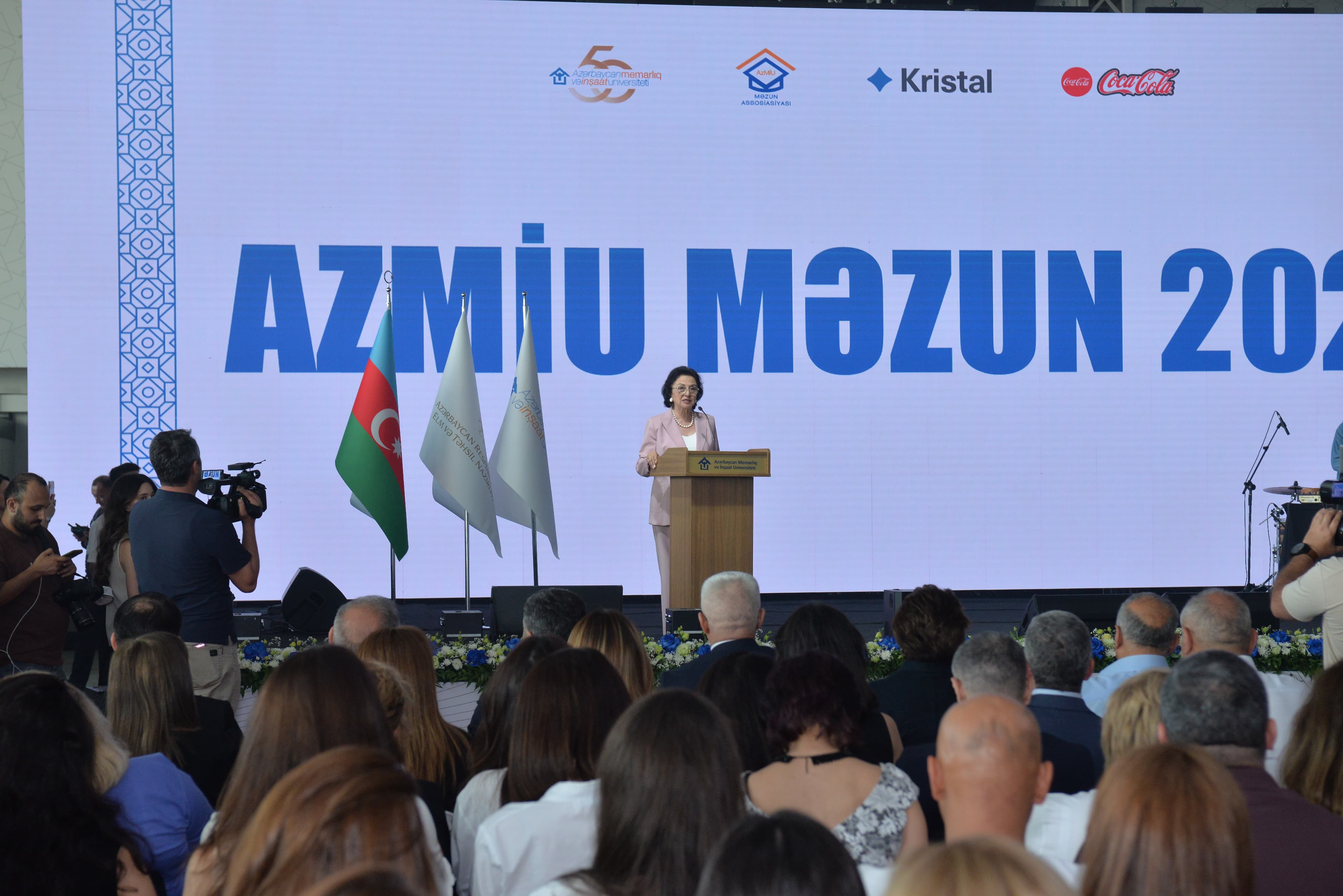 50 yaşlı AzMİU-da “Məzun günü” – 2400-dən çox gənc yeni mərhələyə qədəm qoyur