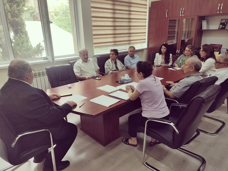 Elm və Təhsil Nazirliyinin Biofizika İnstitutunda Elmi şuranın növbəti iclası keçirilib.