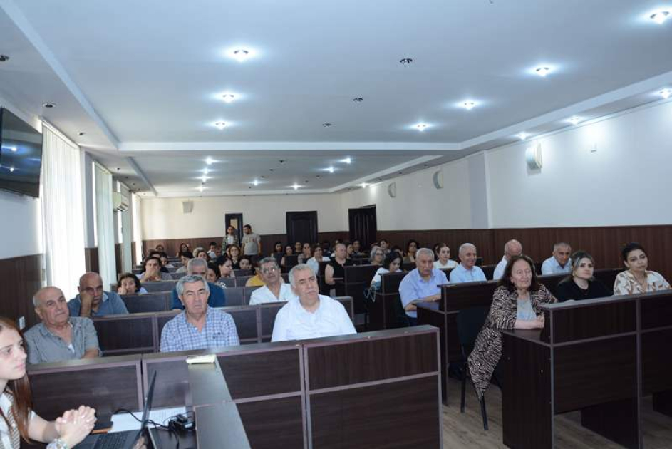 Elmi tədqiqatlarda süni intellektin rolu müzakirə olundu- FOTO