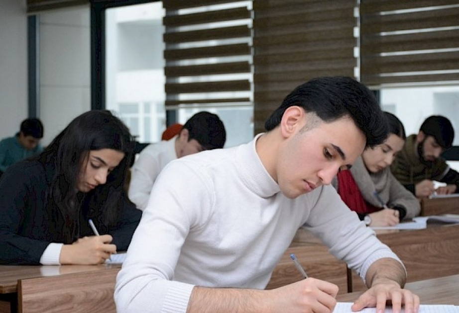 Ali təhsil müəssisələrində ödənişli əsaslarla yerlərin böyük hissəsinin dolacağı proqnozlaşdırılır