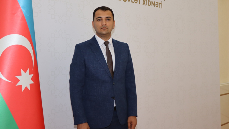 Elvin Dəmirli vəzifəsindən ayrıldı 