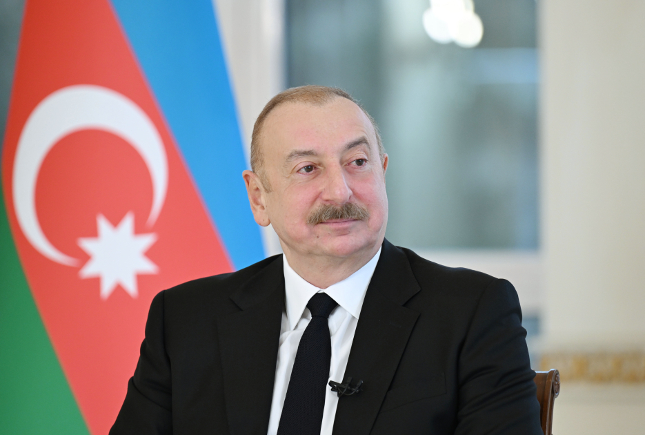 Geodeziya və kadastr işlərində WGS-84 koordinat sistemi tətbiq olunacaq.