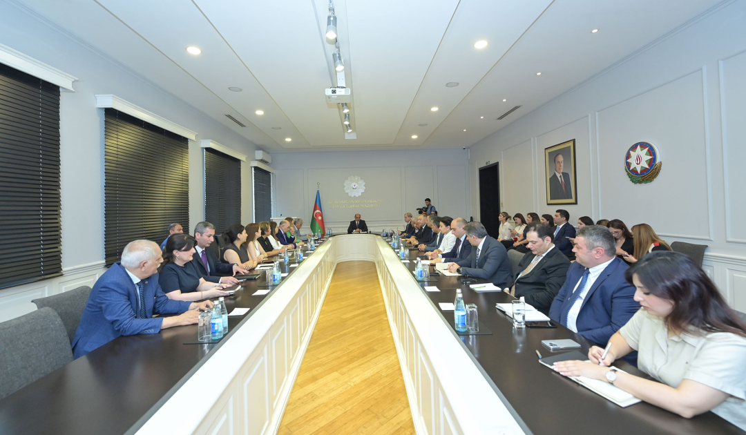 Yeni ali təhsil proqramlarının hazırlanması məqsədilə yaradılmış Komissiyanın üçüncü iclası keçirilib
