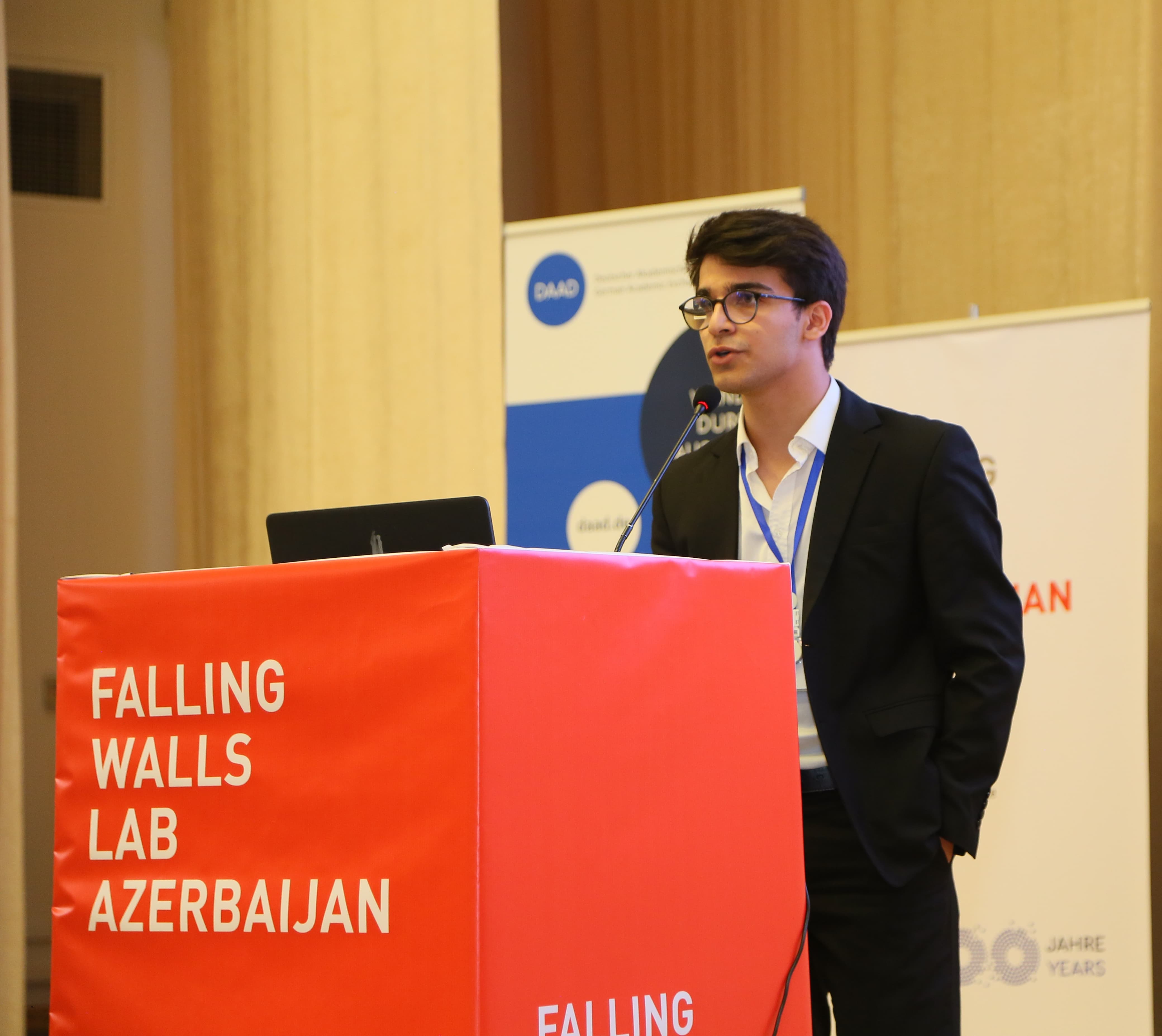 “Həyatınızı dəyişəcək seçimlərə qorxmadan gedin”- tələbə Nasir Məlikov
