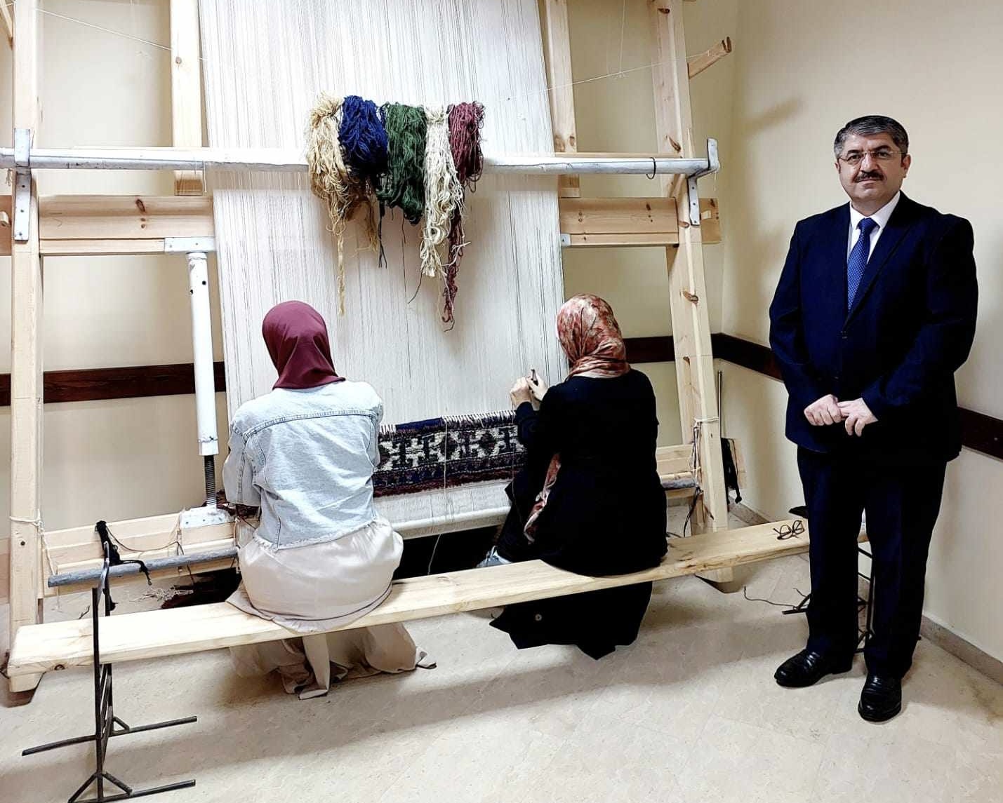  “Hər düyün bir hekayədir” – Misirdə Azərbaycan xalçaçılığına maraq artır