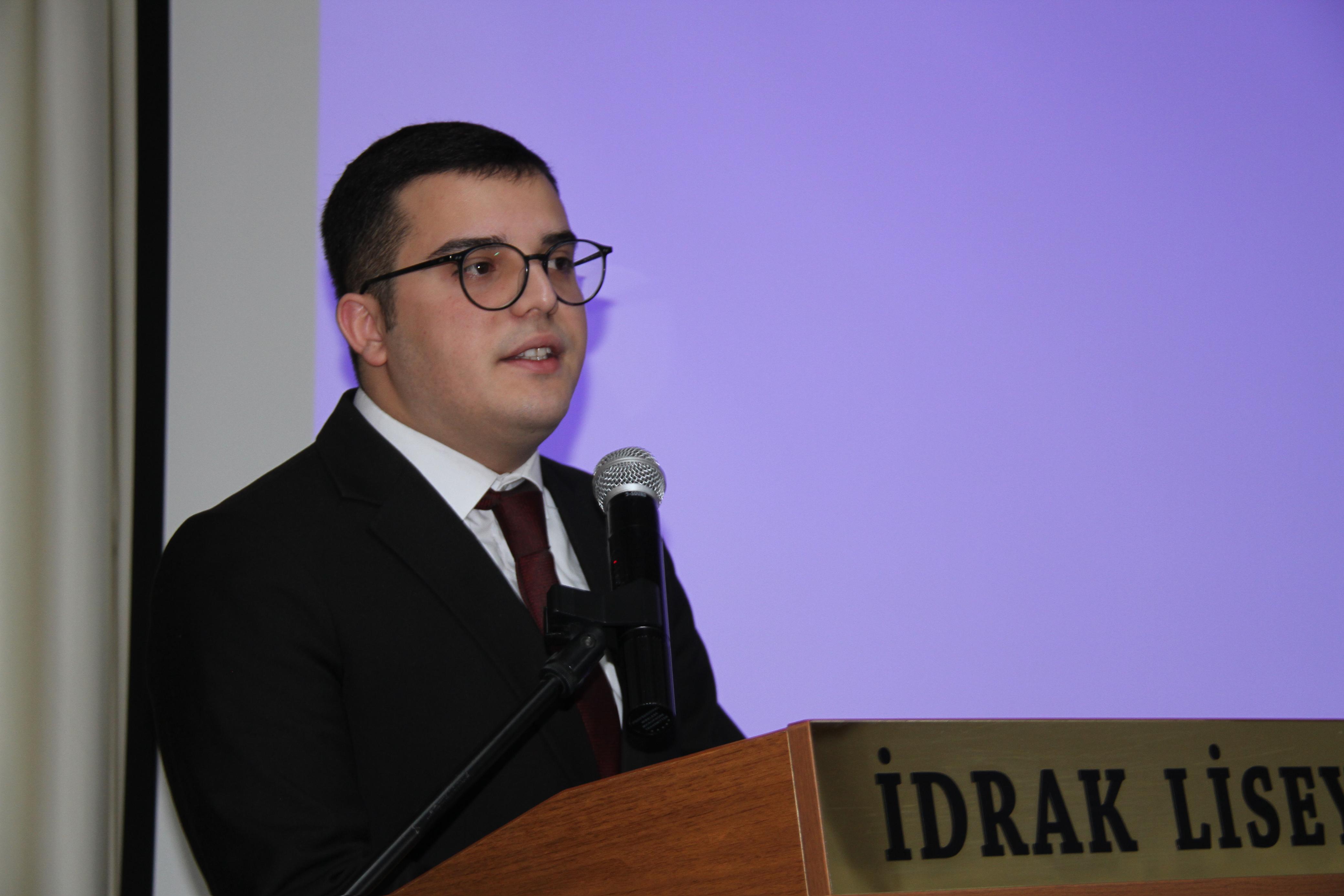 Ekspertdən dövlətə təklif: "Heydər Əliyev adına universitet yaradılsın" 
