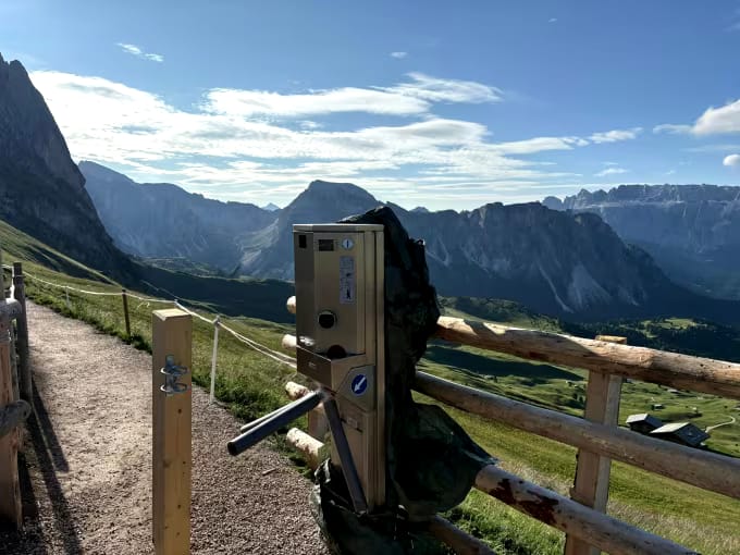 Italian farmers respond to social media tourists: Turnstiles and entry fees in the mountains