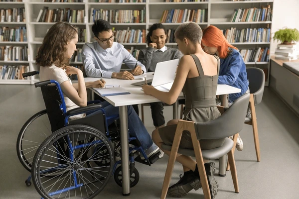 Universitet həyatına hazırlıq: Abituriyentin yol xəritəsi