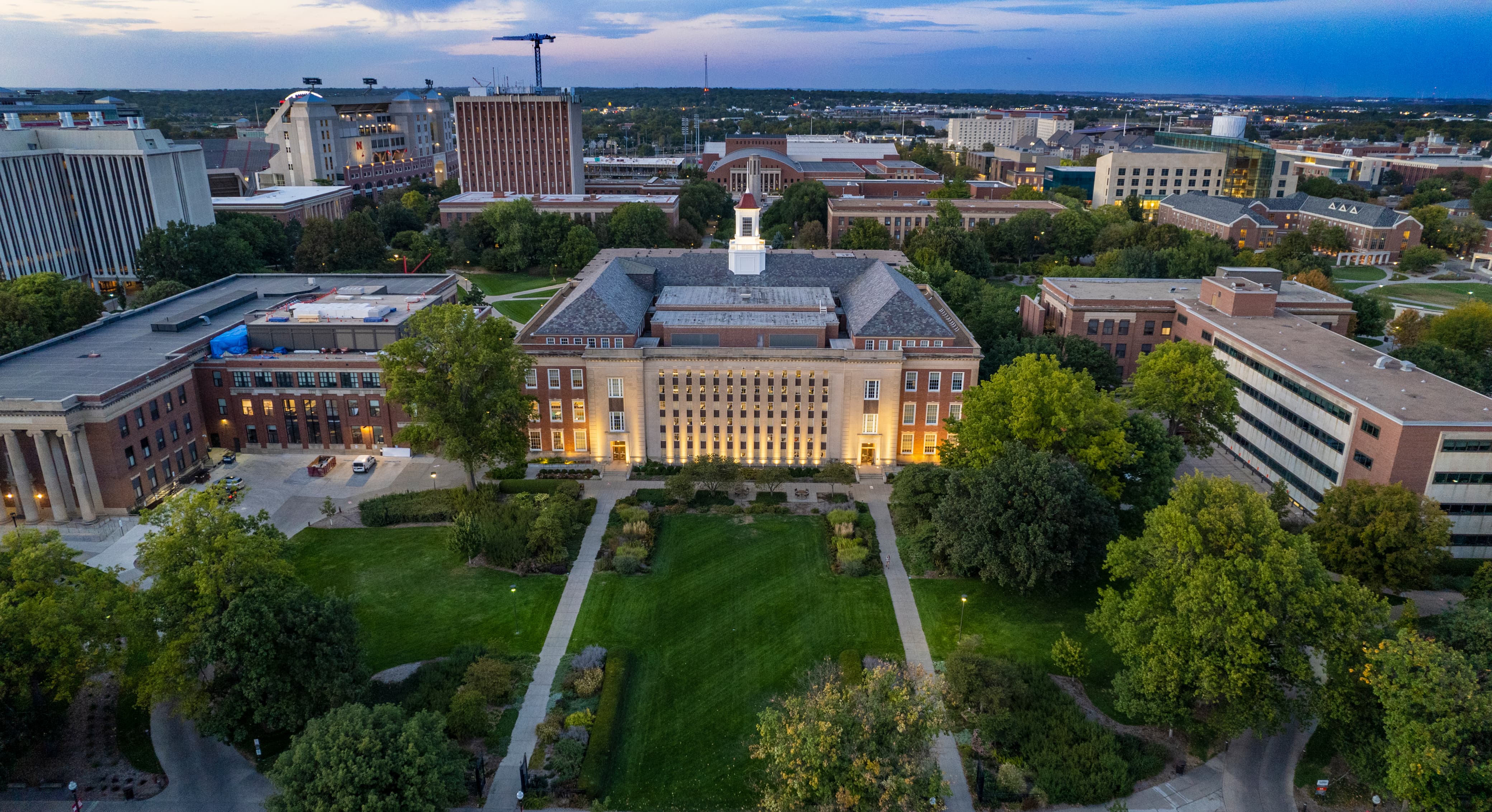 Nebraska Universitetində büdcə problemi və təhsil haqqı artımı