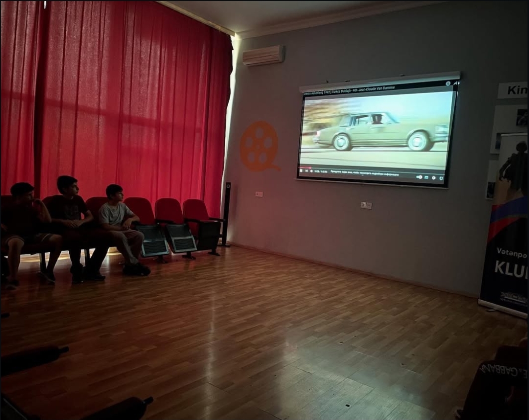 Qobustanda gənclər üçün film nümayişi təşkil olunub