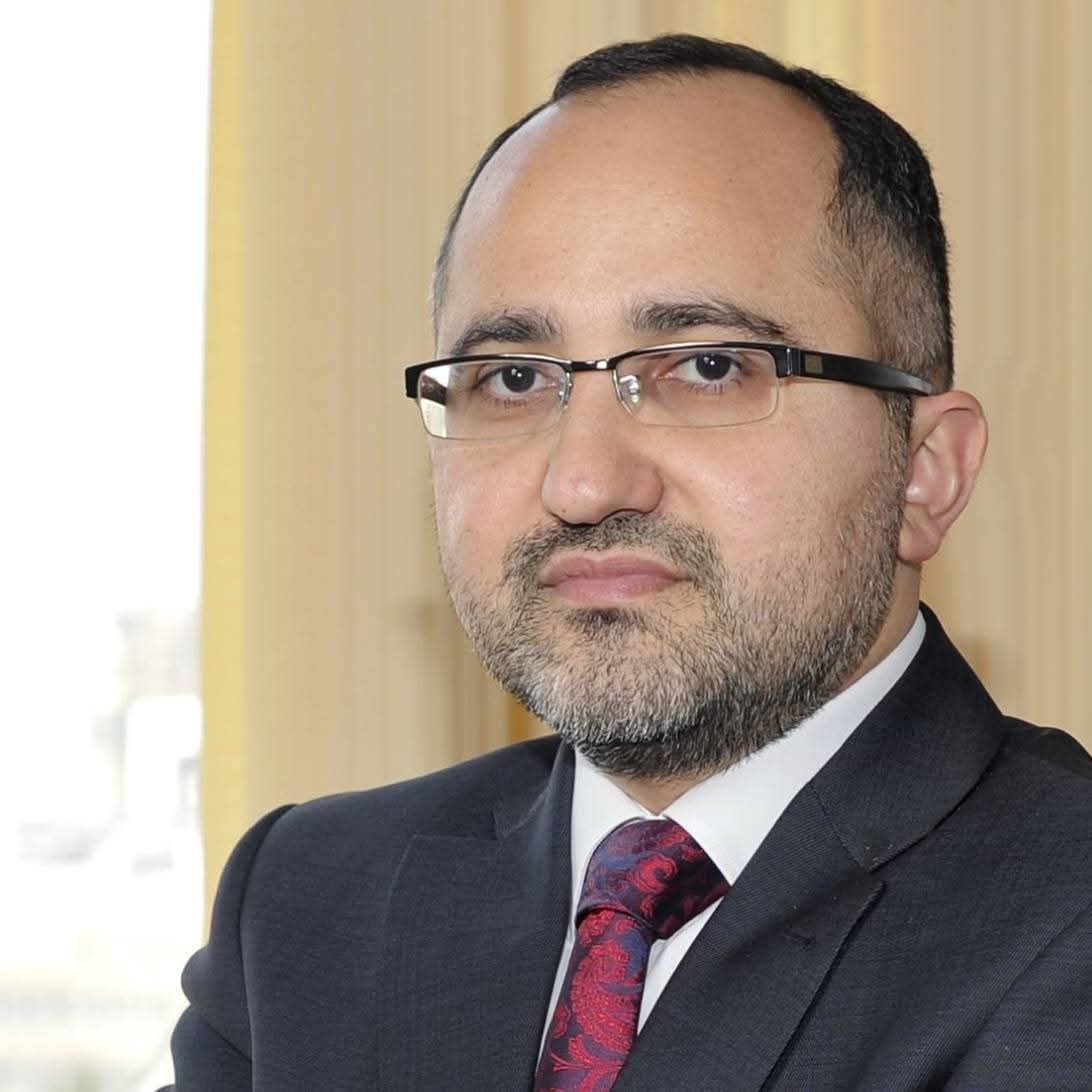 Təlim kurslarında vədlər, ödəniş və beynəlxalq tanınma: Hüquqi reallıqlar