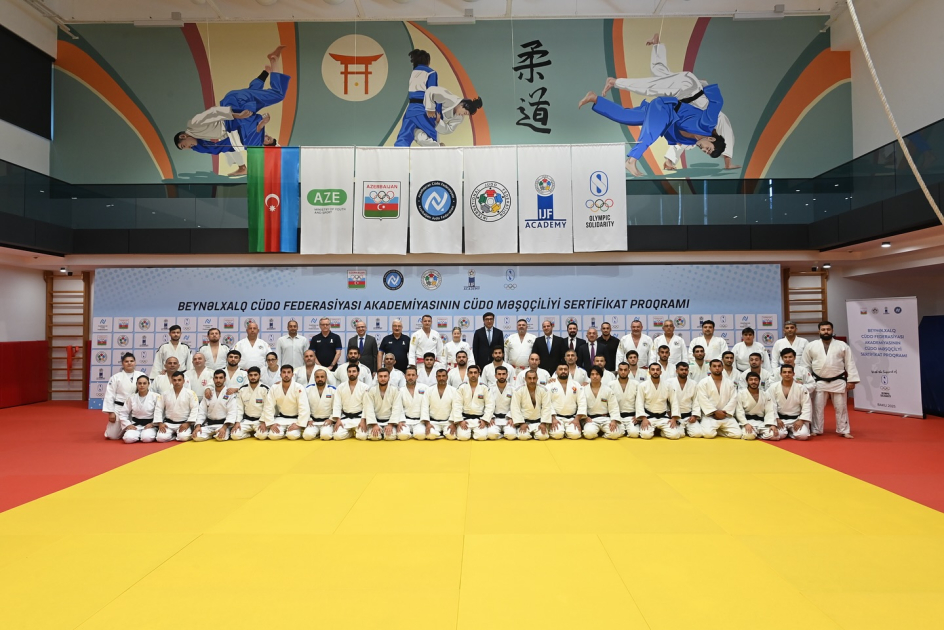 Certificates were presented to the participants of the International Judo Federation Academy